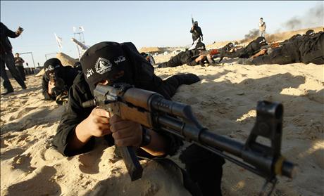 A Palestinian militant from Al-Ansar brigade takes part in a training session in Khan Younis in the southern Gaza Strip